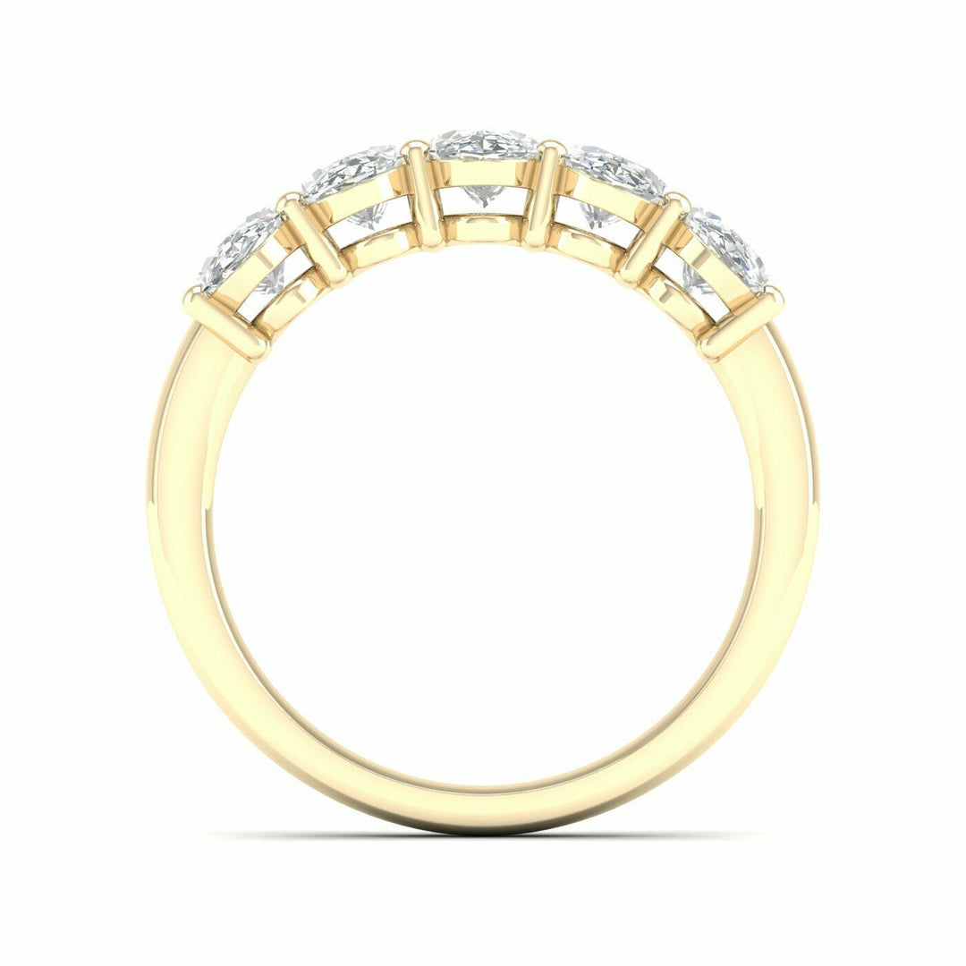 Engagement rings
Wedding rings
Diamond rings
Earrings
Necklaces
Bracelets
Pendants
Pearl necklaces
Charm bracelets
Gemstones
Vintage engagement rings
Rose gold engagement rings
Gold chains
Beads
CZ (Cubic Zirconia) SILVADI